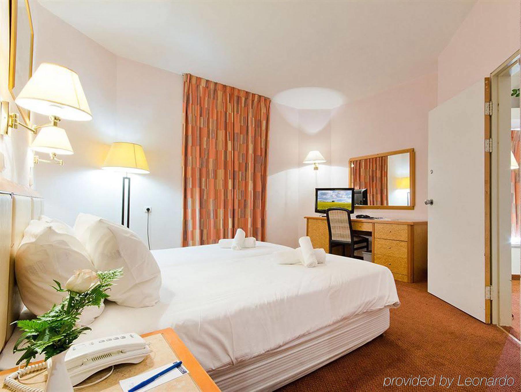 Royal Wing Hotel Gerusalemme Esterno foto
